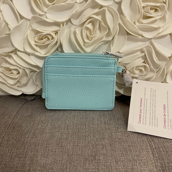 Thirty one card case - Picture 2 of 2